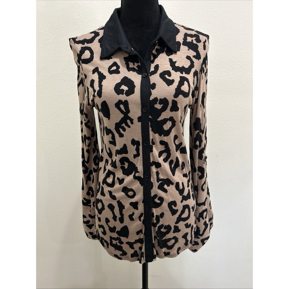 Living Doll  Womens Sz L Top Button Up Roll Tab Long Sleeve Leopard Print